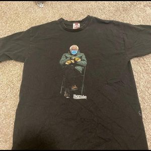 Bernie Sanders Mittens Tshirt